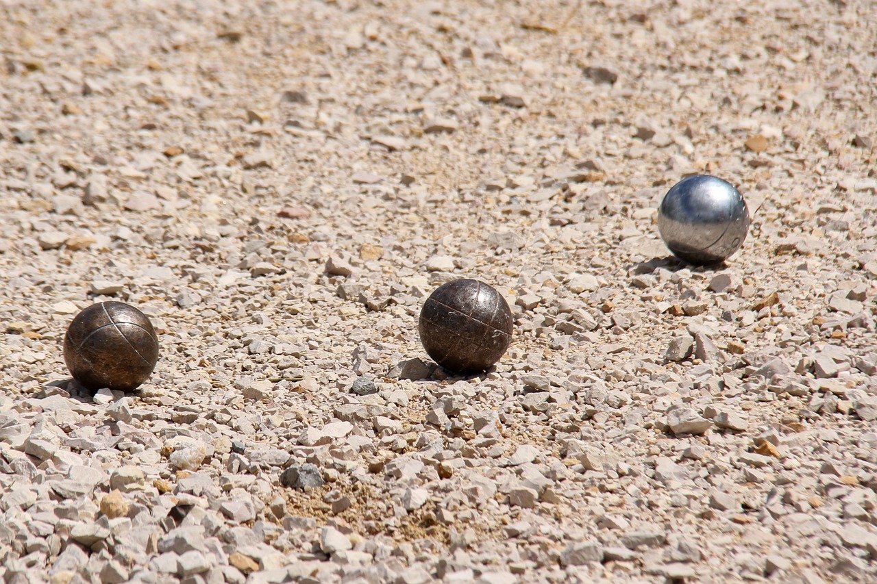 Les activités en voyage de camping. 